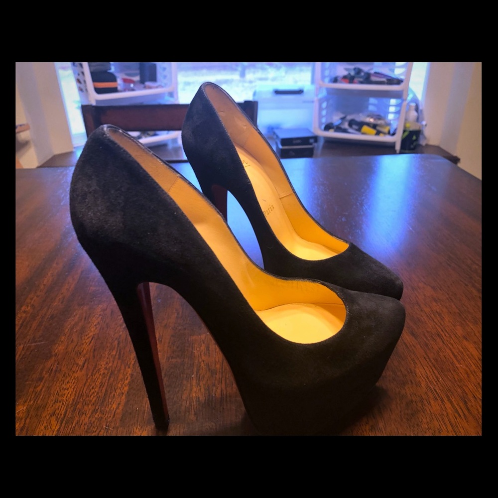 Christian Louboutin ‘Daffodile’